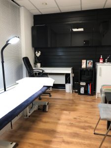 Watford Osteopathy Acupuncture Massage Therapy Room