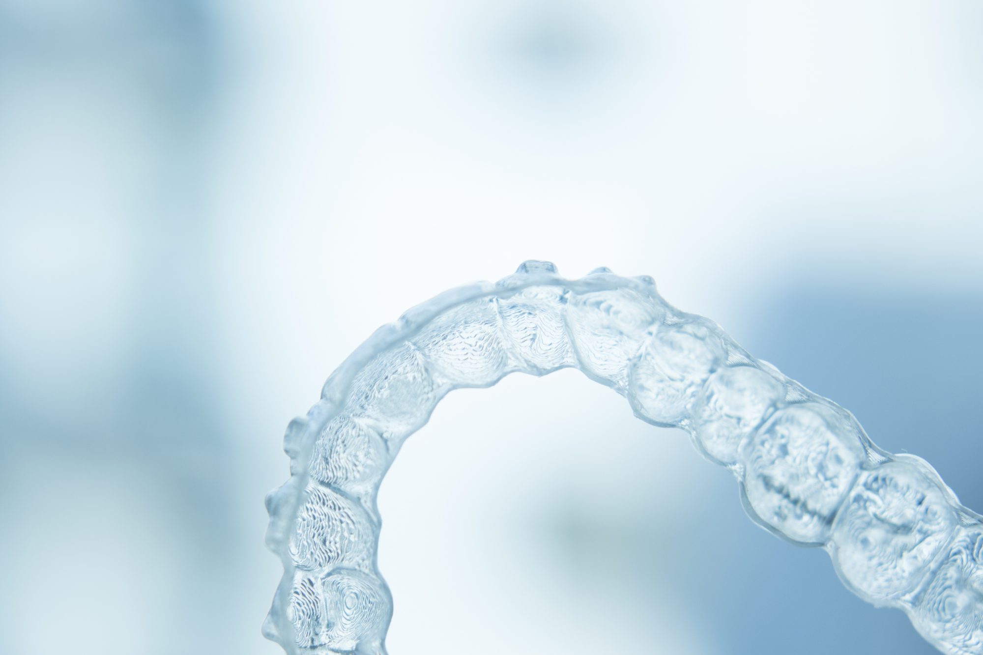 Invisalign, clear aligners, teeth straightening