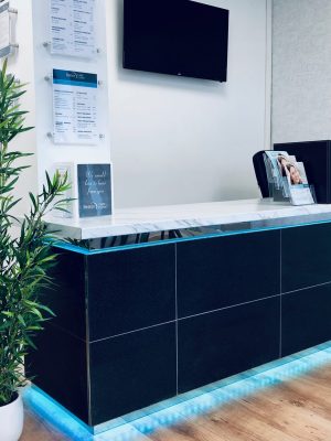 reception desk, dentist, dental, massage, chiropody, foot care, watford